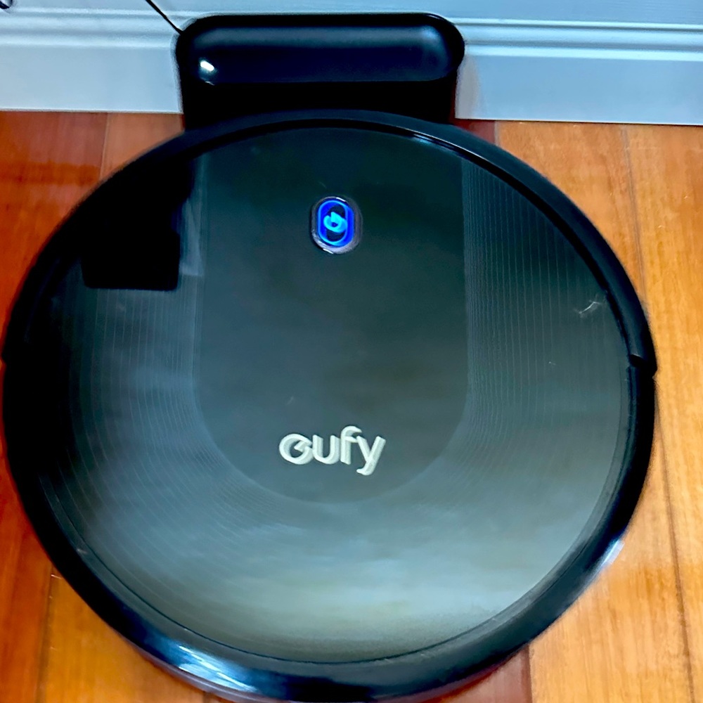 Eufy robot vacuum. Like new! Can’t use it scared my cat lol.